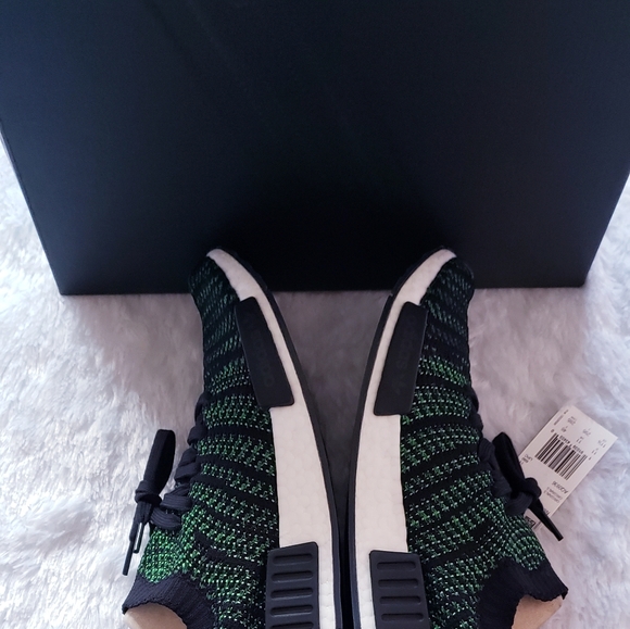 New Mens Adidas RMD_R1 STLT Prime Knit - Picture 2 of 8